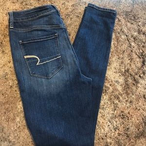 American Eagle Super Hi-Rise Jegging